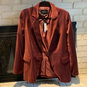 NWT Women’s Banana Republic Velvet Blazer. Size 10. Rust Red color.